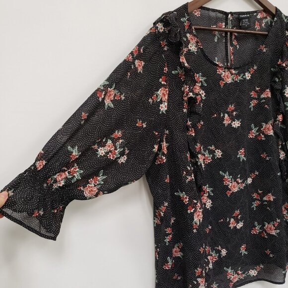 Torrid Womens Dark Floral Whimsigoth Ruffle Top Size 4X Black Sheer Romantic - Picture 2 of 10